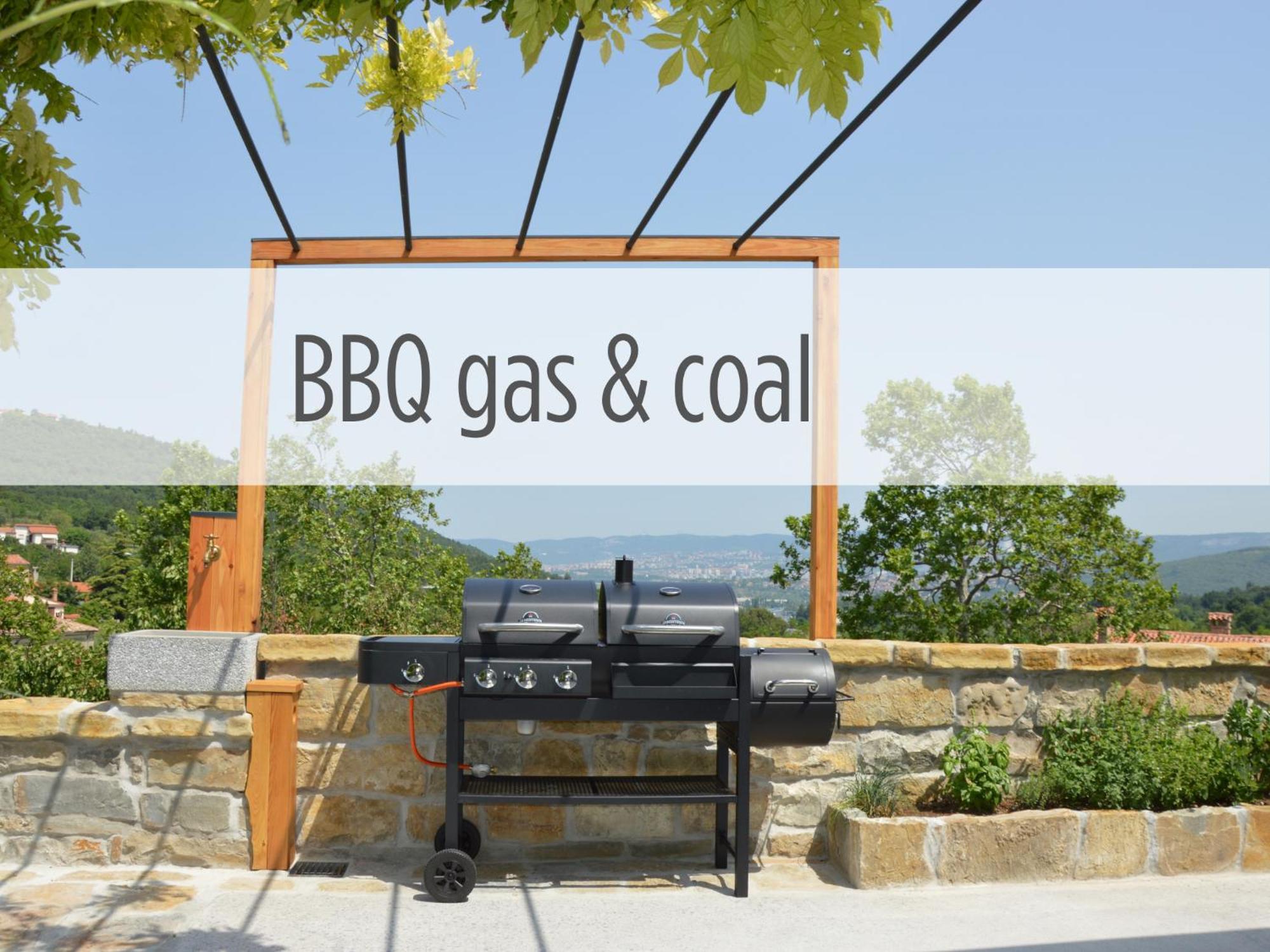 Casa Miranda - Family Comfort In A Quiet Area, Near The Sea, With Bbq And Free Parking Zgornje Skofije Bagian luar foto