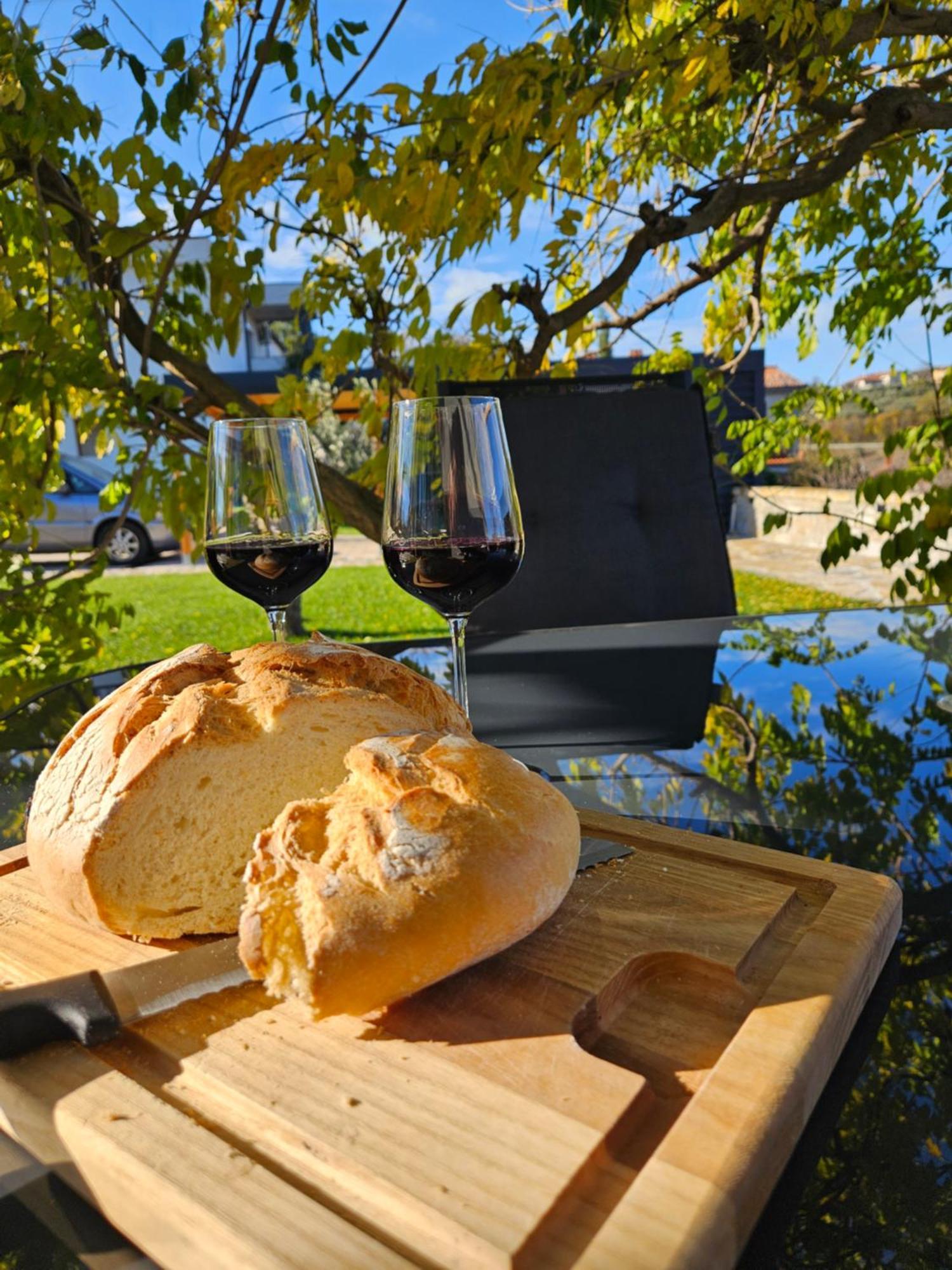 Casa Miranda - Family Comfort In A Quiet Area, Near The Sea, With Bbq And Free Parking Zgornje Skofije Bagian luar foto